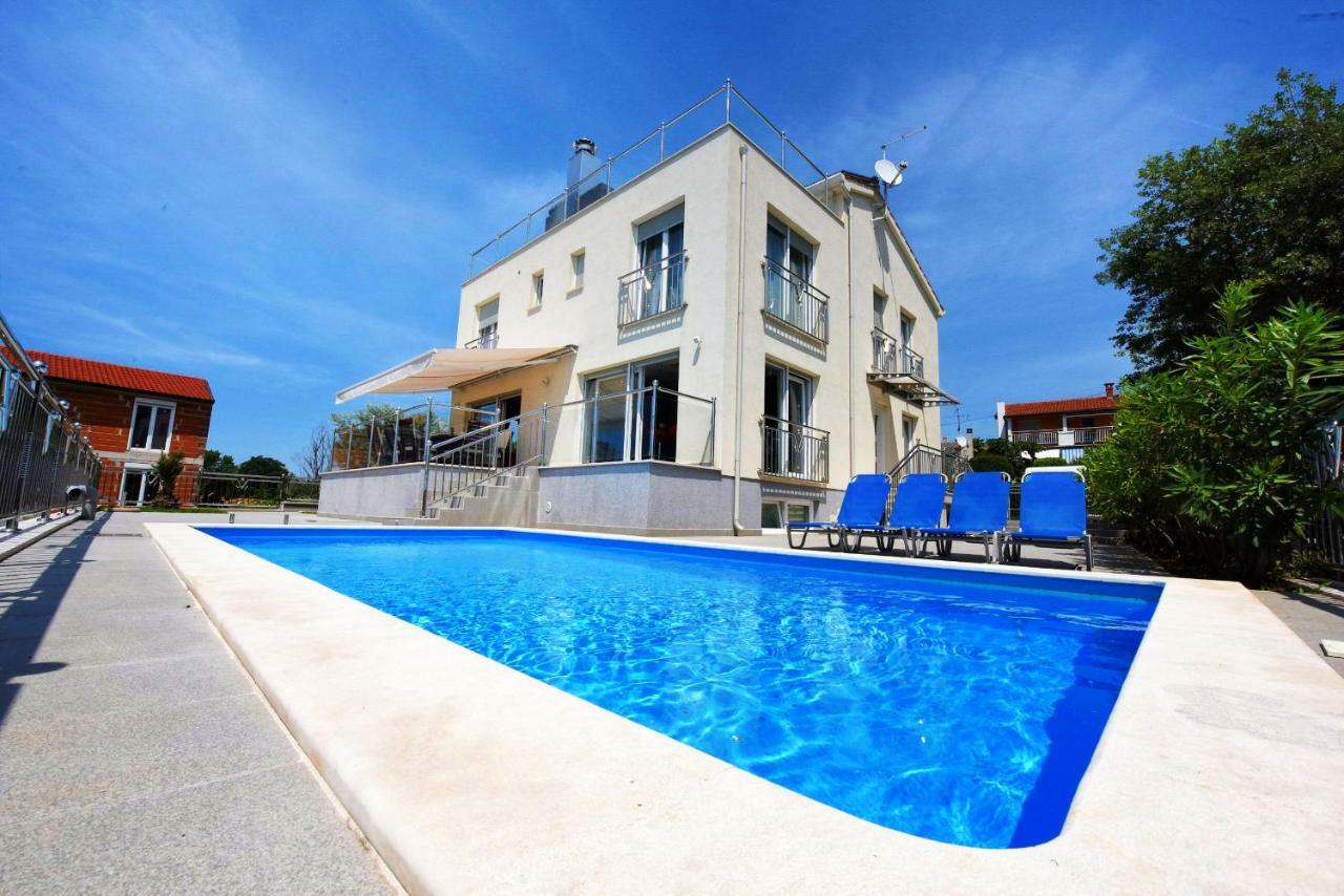 Villa Valerio Πόρετς Εξωτερικό φωτογραφία