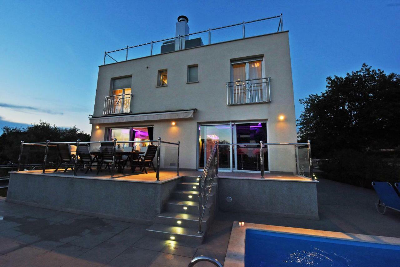 Villa Valerio Πόρετς Εξωτερικό φωτογραφία