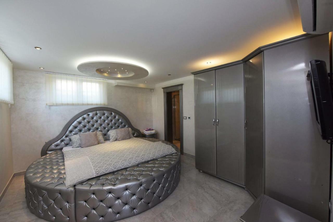 Villa Valerio Πόρετς Εξωτερικό φωτογραφία