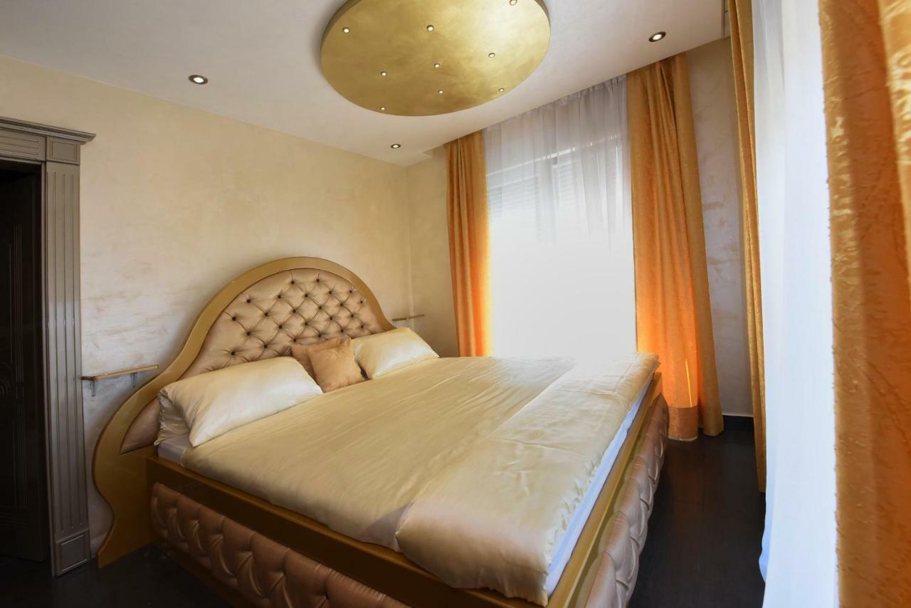 Villa Valerio Πόρετς Εξωτερικό φωτογραφία