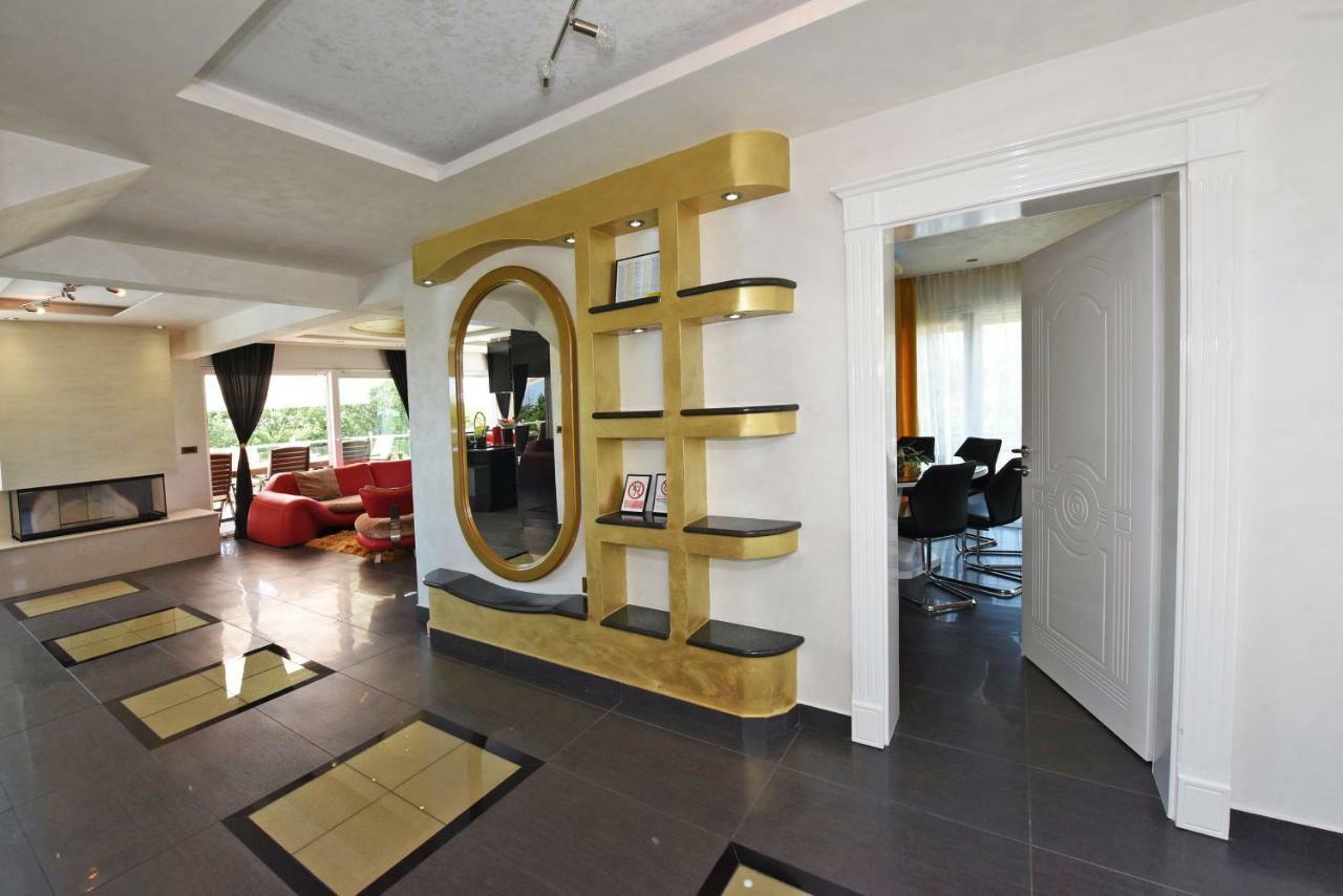 Villa Valerio Πόρετς Εξωτερικό φωτογραφία